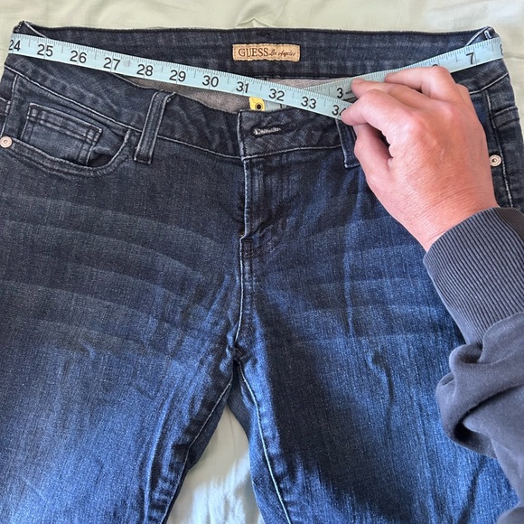 Guess Jeans - Picture 5 of 7